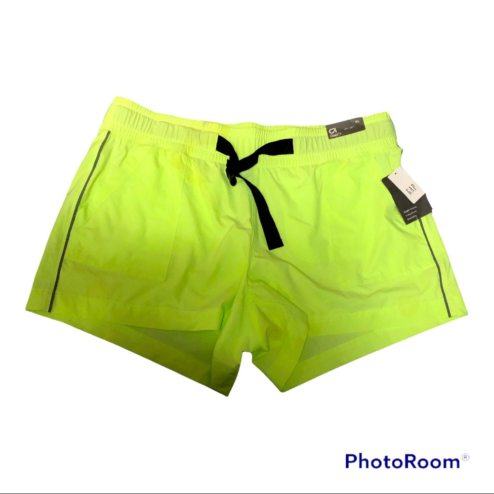 NWT GAPfit green shorts size XL